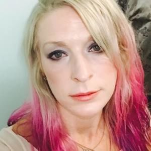 Meet your Posher, Hillary