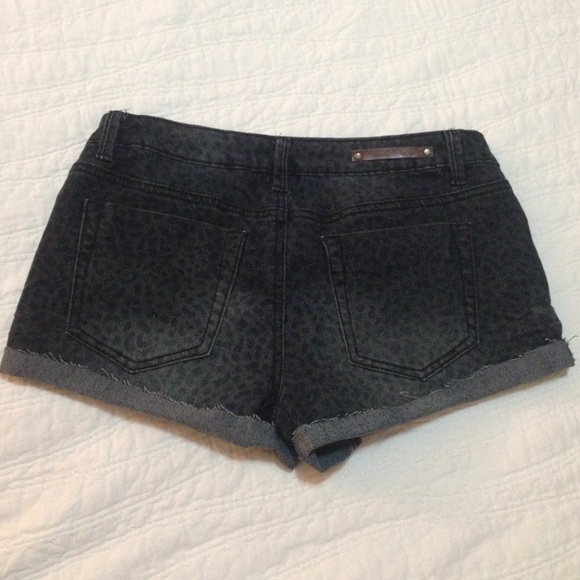 MOVING SALE! - Picture 3 of 4