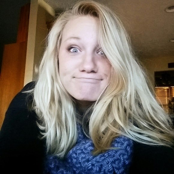 Meet your Posher, Haley