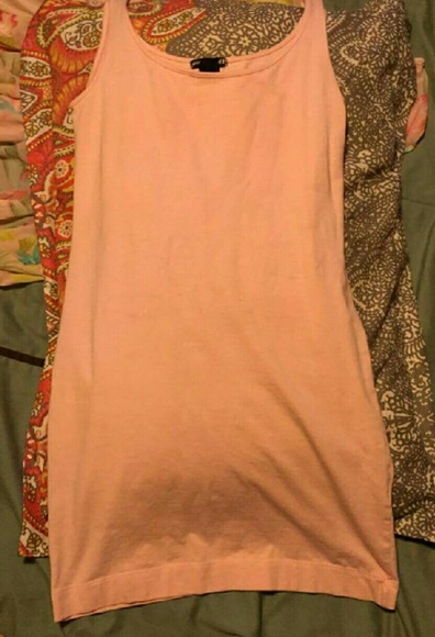 Light pink short dress