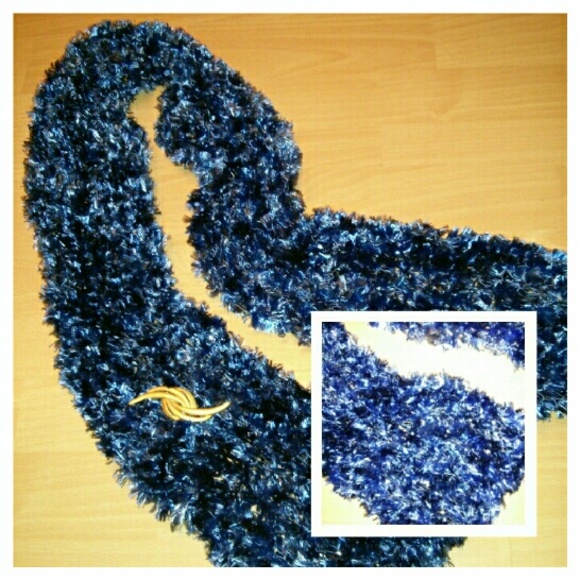 Beautiful blue Scarf