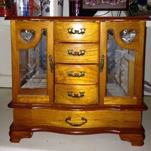 Brown jewelry box