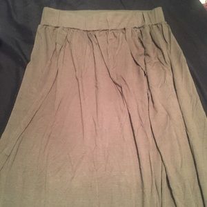 NWT Windsor double slit olive green maxi skirt