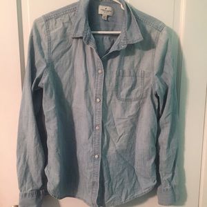 American Eagle light denim button up shirt