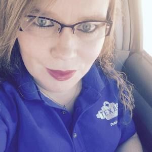 Meet your Posher, Crystal