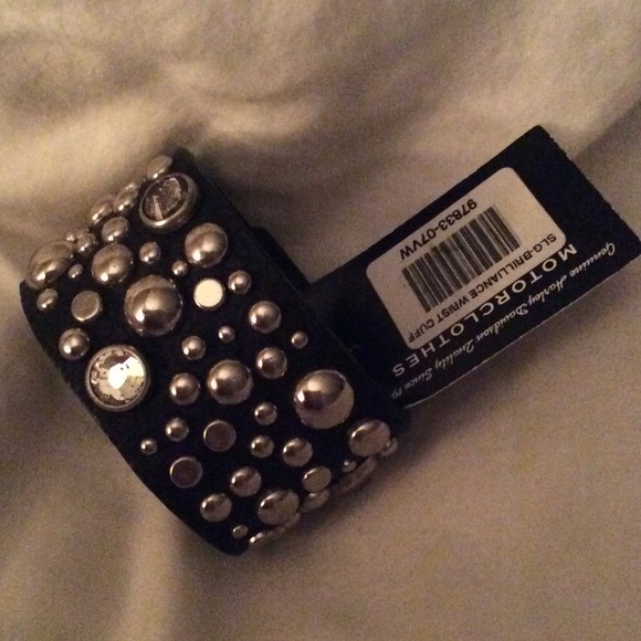 new crystal & leather Harley Davidson bracelet