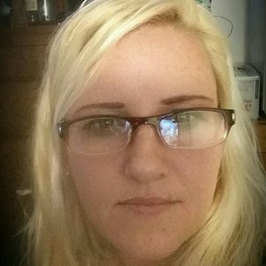 Meet your Posher, Chrystal