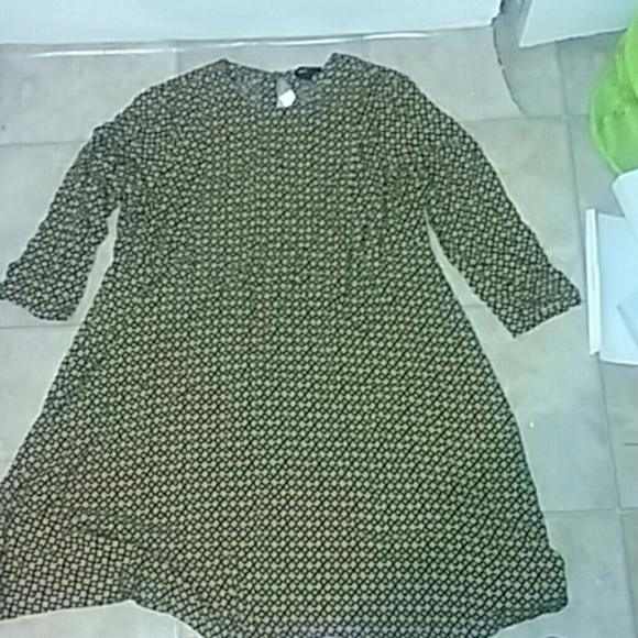 Dress - Picture 1 of 1