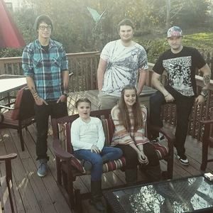 Meet your Posher, Devan