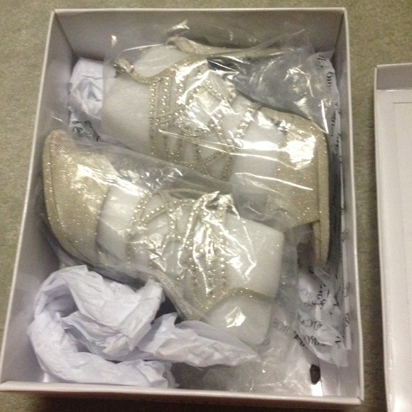 Cinderella shoes👠