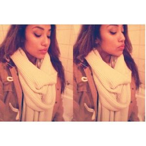 Meet your Posher, Daniela