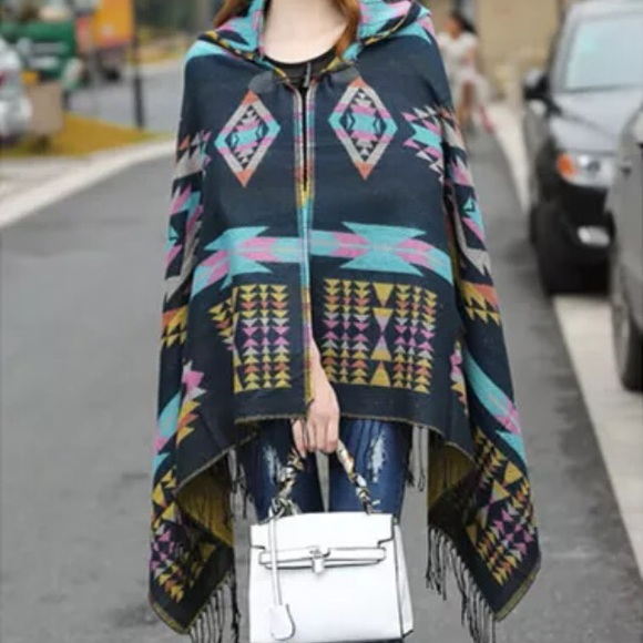 Sweaters - Aztec print Shawl with hoodie