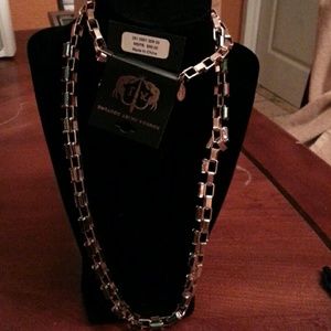 ROMEO & JULIET COUTURE