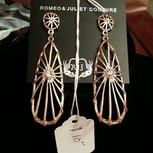 ROMEO & JULIET COUTURE