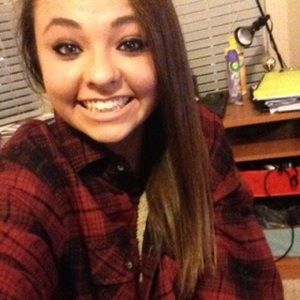 Meet your Posher, Angelica