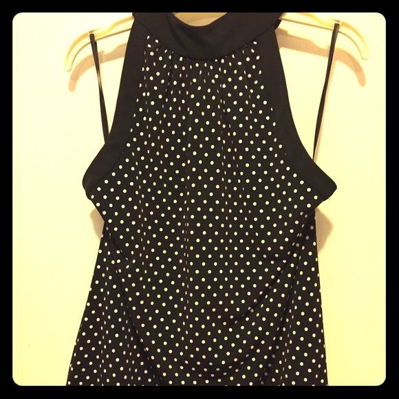 Figure flattering WHBM top