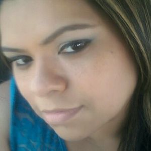 Meet your Posher, Maribel