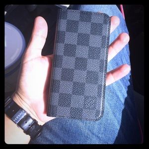 RESERVED iPhone 6 + Damier Ebene Folio