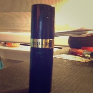 Revlon Siren super lustrous lipstick