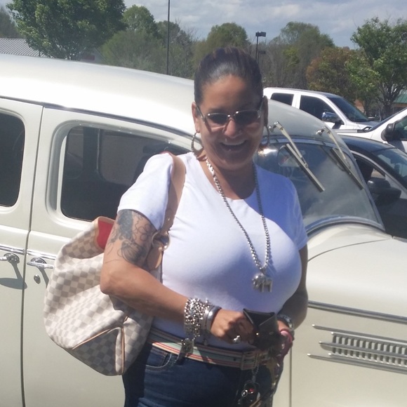 Meet your Posher, Annette - Picture 4 of 8