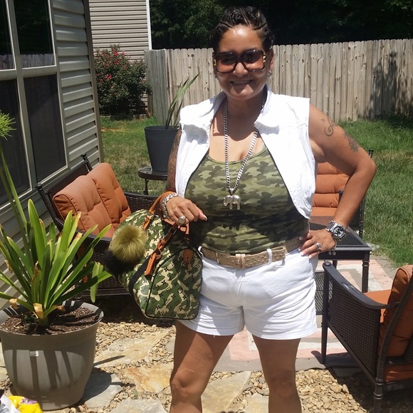 Meet your Posher, Annette - Picture 6 of 8