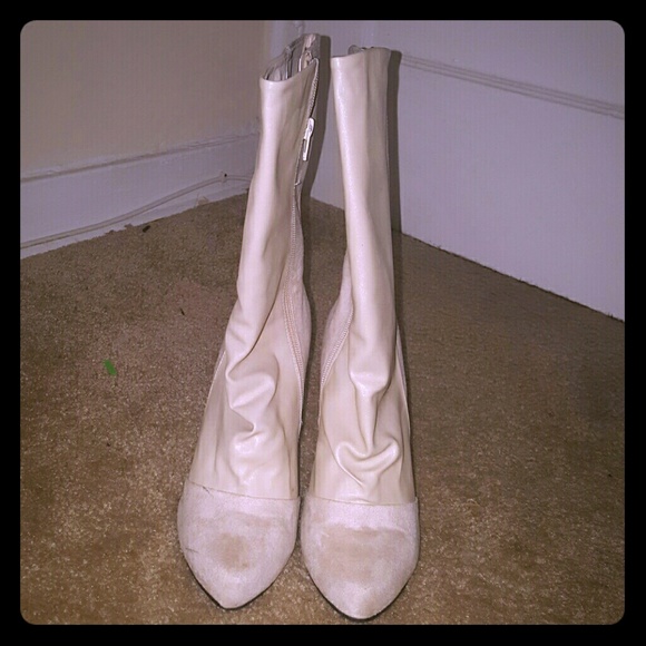 CREAM WEDGES BOOTIES