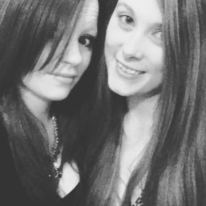 Meet your Posher, Chloe