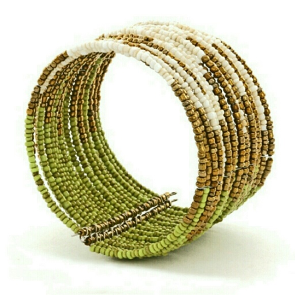 📗GWaC Java Abstract Bead Cuff - Lime - Picture 1 of 2