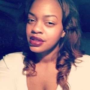 Meet your Posher, Bonnie