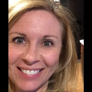 Meet your Posher, Christy