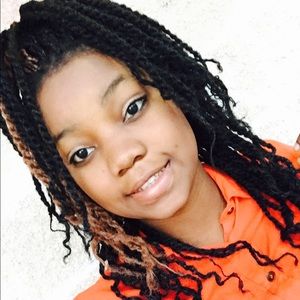 Meet your Posher, Chelsae