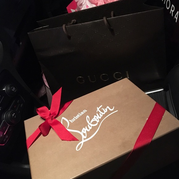 So Kate's 120 (SOLD NOT AVAILABLE TO BUY) - Picture 4 of 4