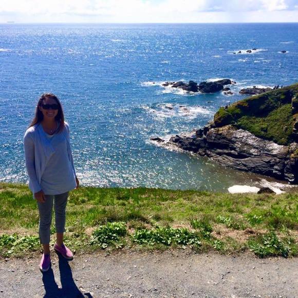 Meet your Posher, Abbey