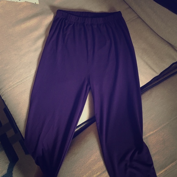 High waisted purple leggings