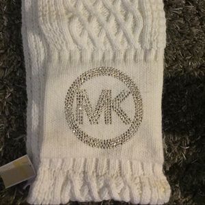Michael kors scarf