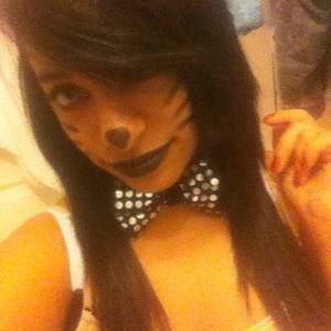 Meet your Posher, Danellys