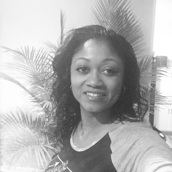 Meet your Posher, Ericka - Picture 1 of 1