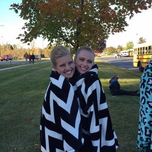 Meet your Posher, Hannah