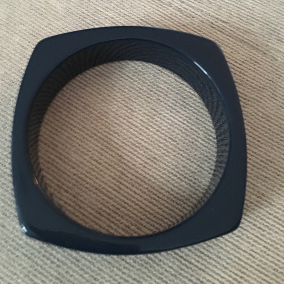 Carolina Herrera plastic bracelet
