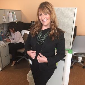 Meet your Posher, Jacqueline