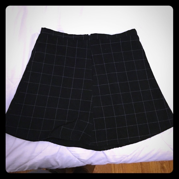 Lulu mini skirt