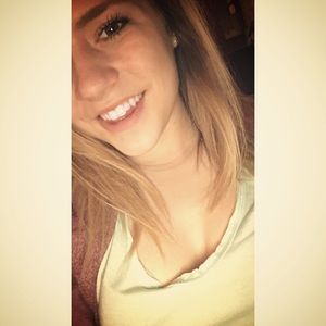 Meet your Posher, Alisha