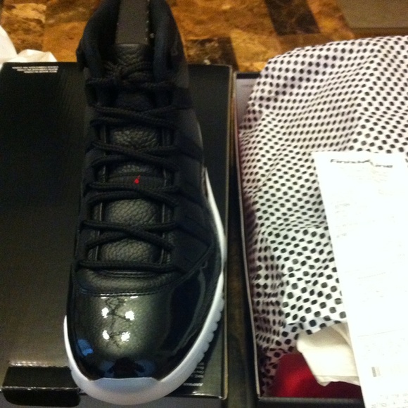 DEADSTOCK 11s Jordan's
