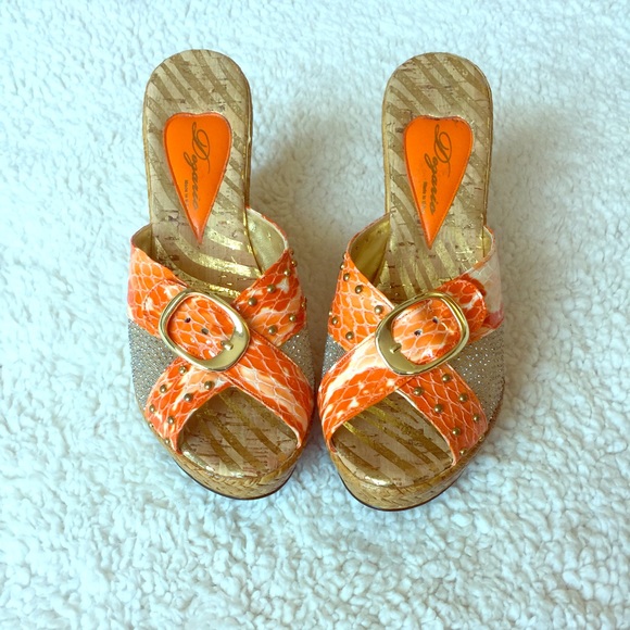 Dezario Wedge Sandal