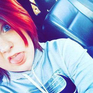 Meet your Posher, Kiana lynn