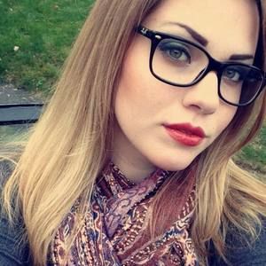 Meet your Posher, Mina