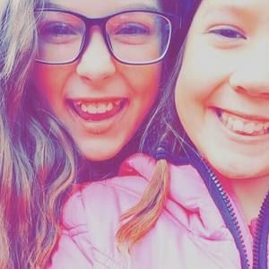 Meet your Posher, Avary