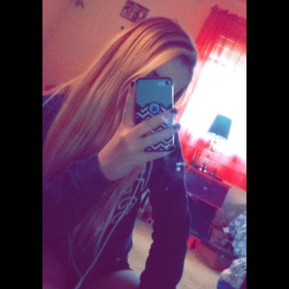 Meet your Posher, Maddie - Picture 1 of 1