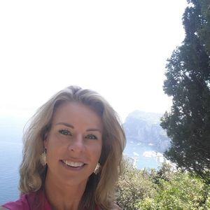 Meet your Posher, Michele