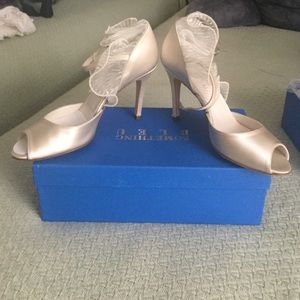 Ivory silky satin pumps. Never Been worn